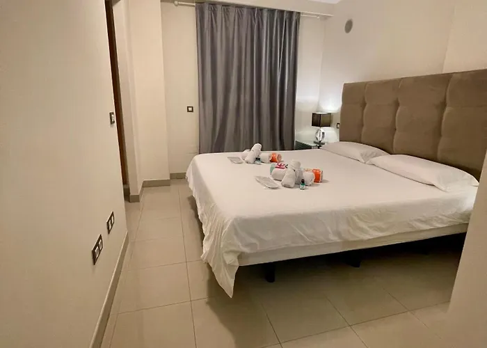 Solguest En De Lujo Εστεπόνα